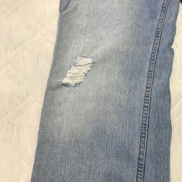 Arizona Jean Co distressed blue jeans size 36X29 - Picture 2 of 7